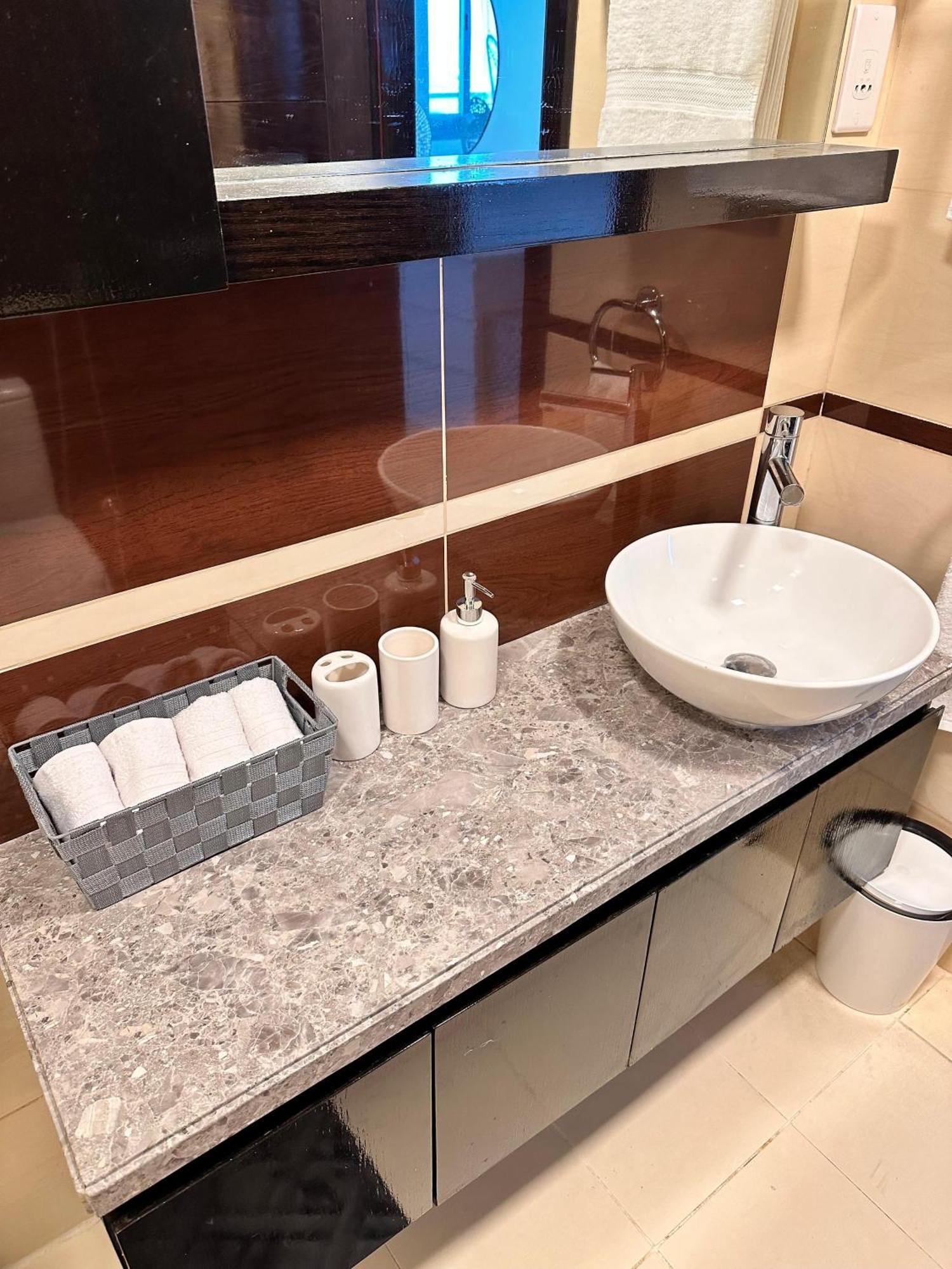 Wonderful Two Bed Room With Full Marina View Dubai Eksteriør bilde